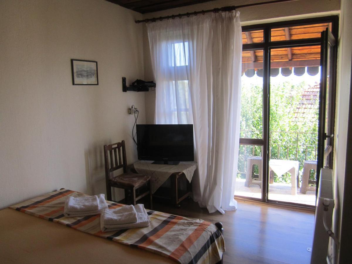 Guest House Popov Marchevo ภายนอก รูปภาพ